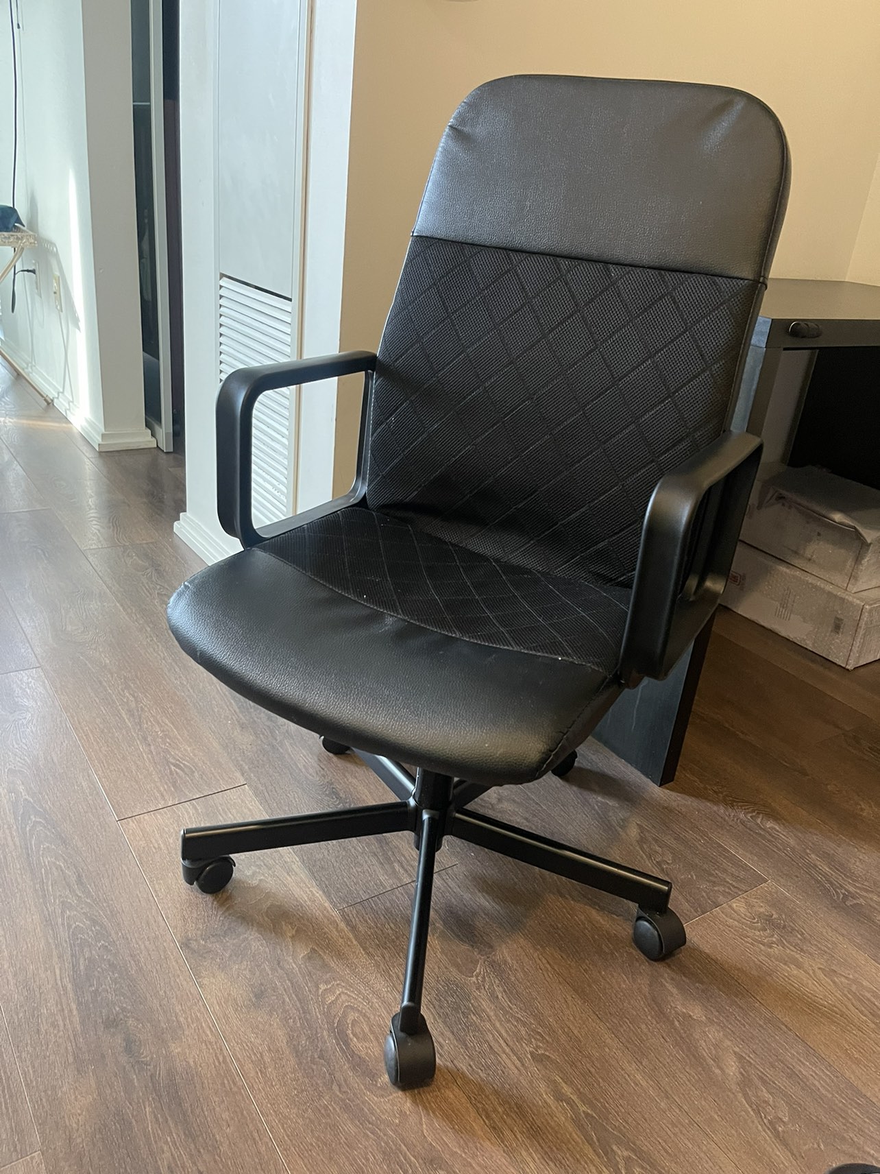 swivel office/study chair image indicator(4)