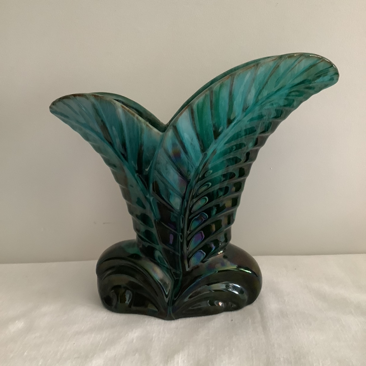 COLLECTIBLE POTTERY, Blue Mountain , CCC, Blue Drip etc. image indicator(7)