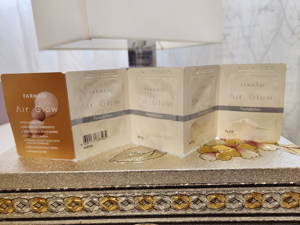 Air Glow foundation Sample ×4 image indicator(2)