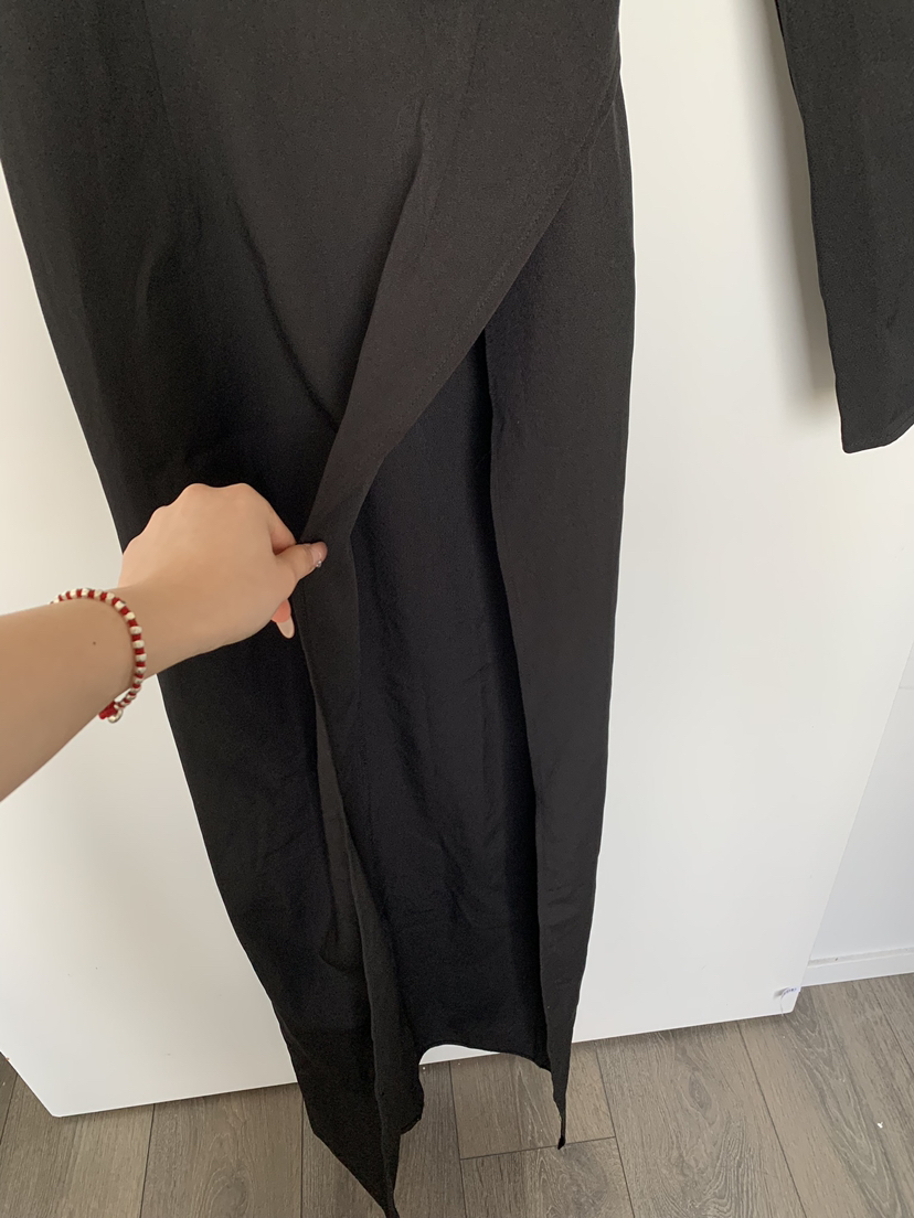 ⚜️PLT Asymmetrical Embroidery Gown🌟 image indicator(3)