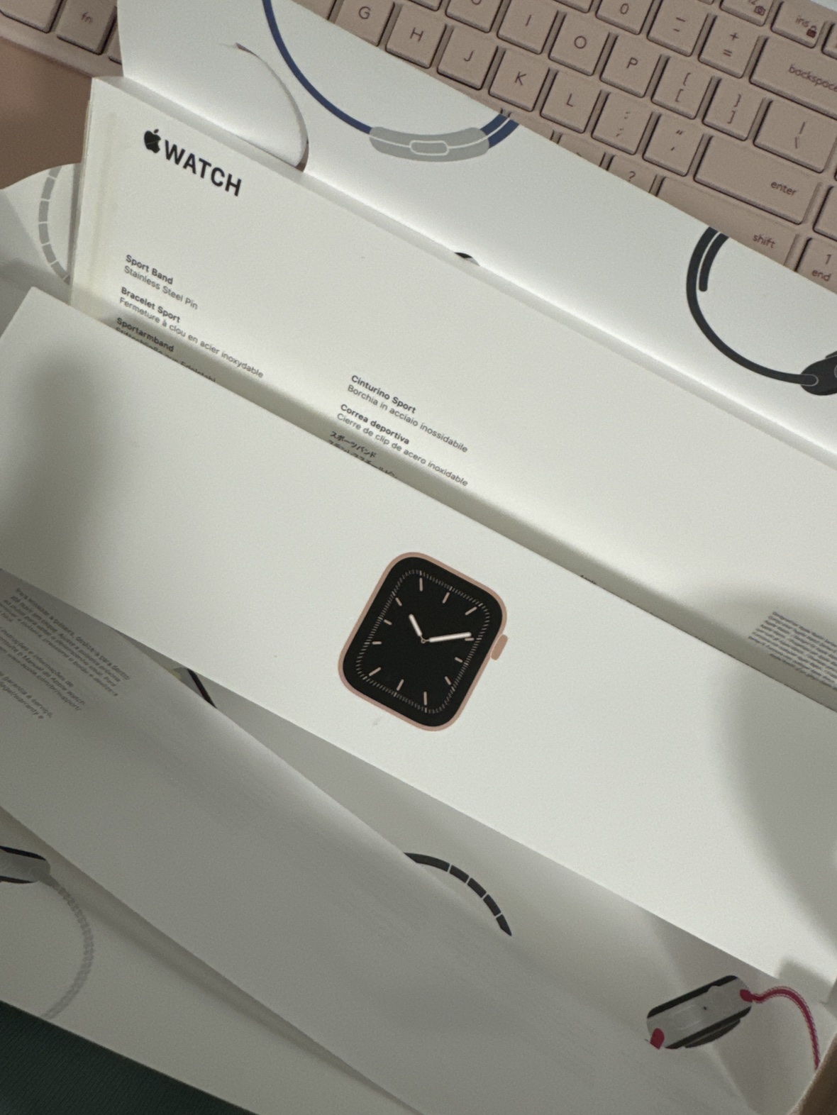 Apple Watch Series 5 40mm - photo 2