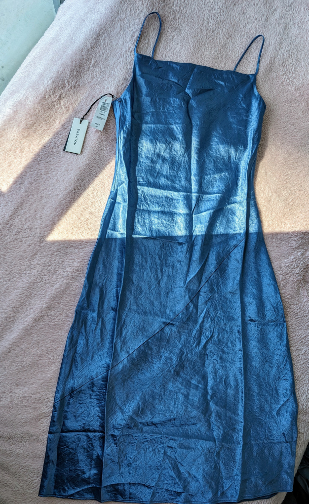 BRAND NEW Babaton dress with tags - photo 5