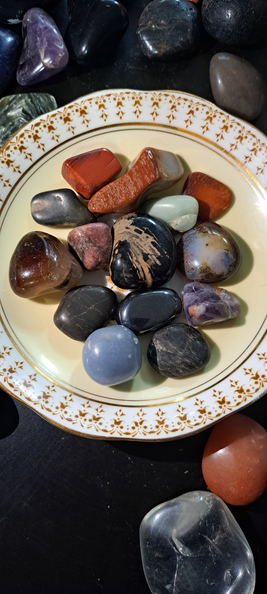 Mixed polished stones/crystals #1 thumbnail
