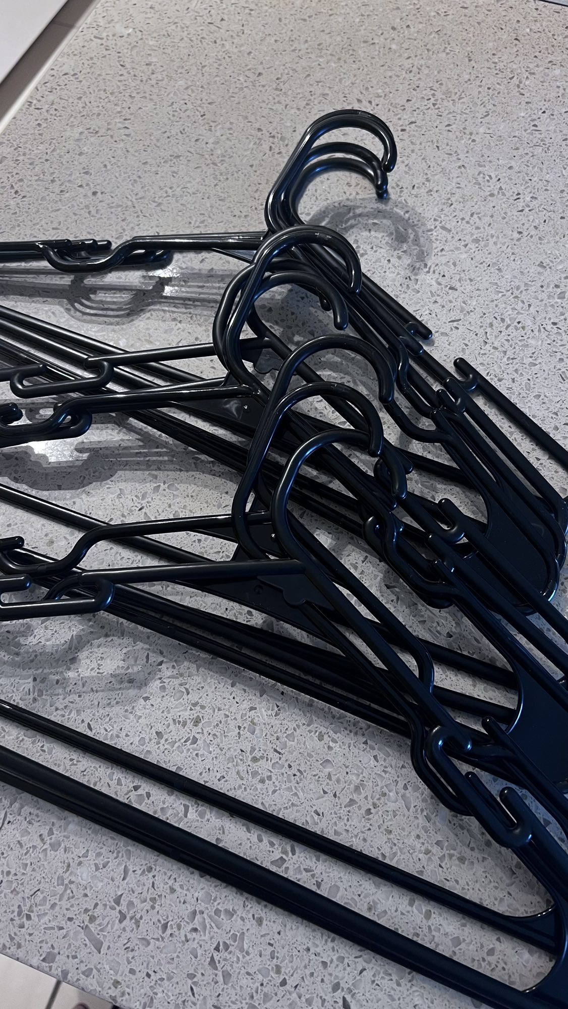 10 hangers (has 90) thumbnail