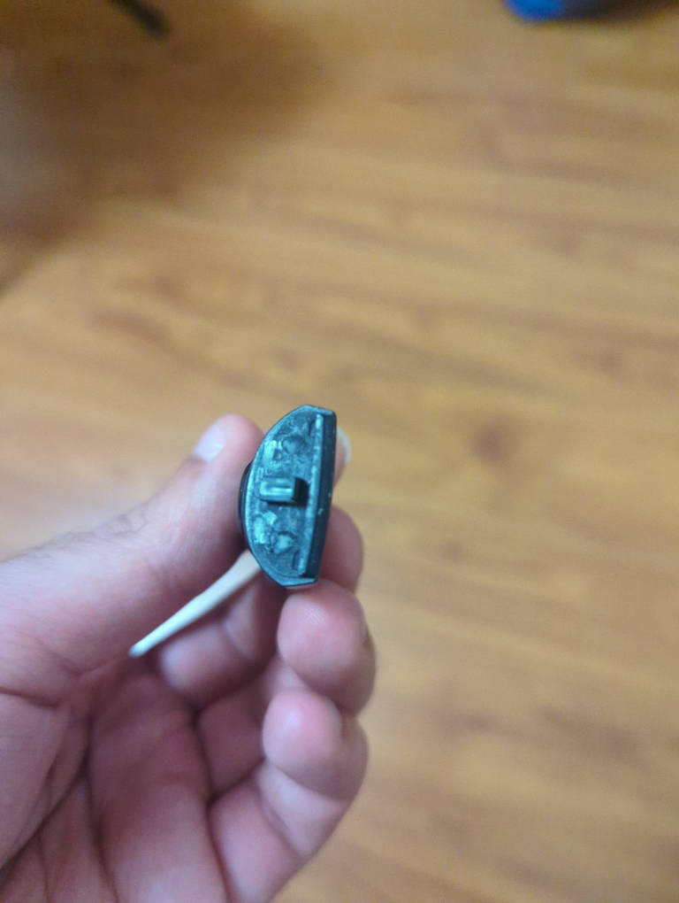 Fitbit charge 4 #freecycle - photo 2
