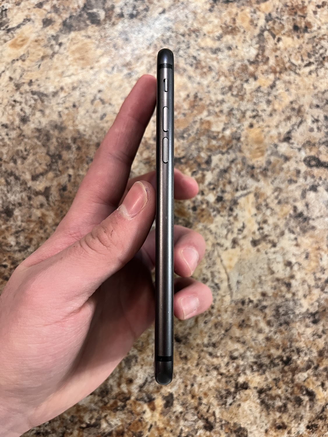 iPhone 8 - photo 5