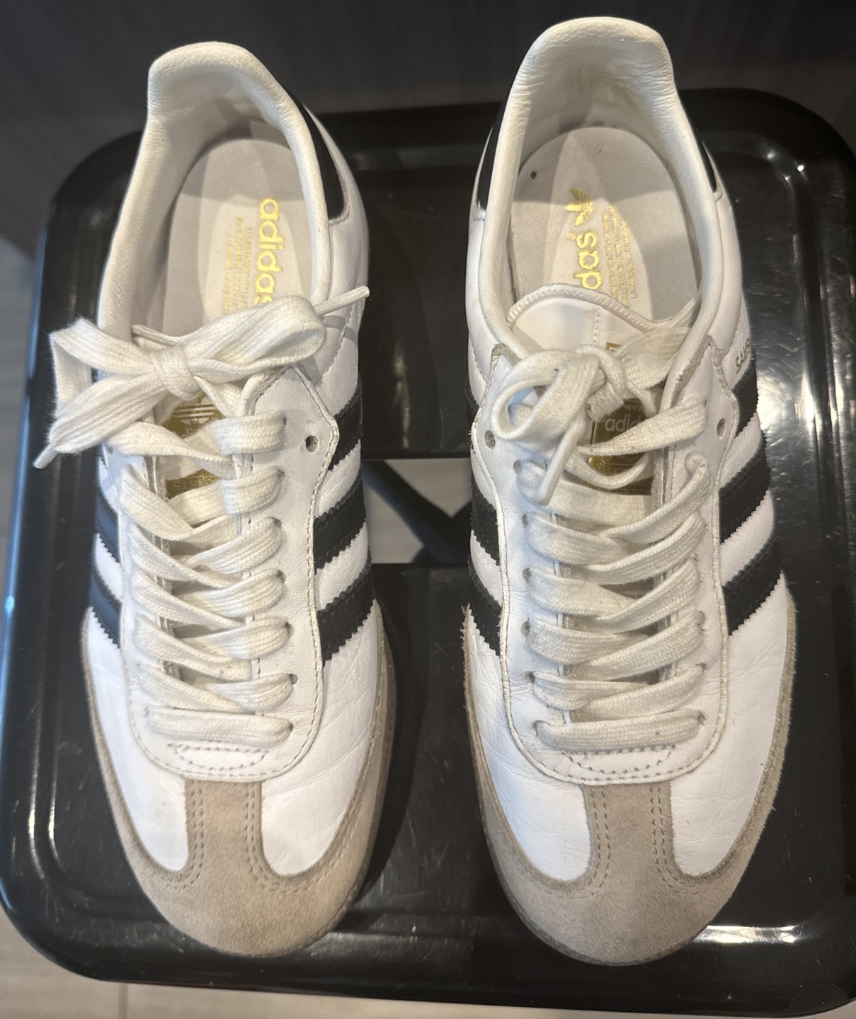 Women’s Adidas Sambas OG - US 6 image indicator(2)