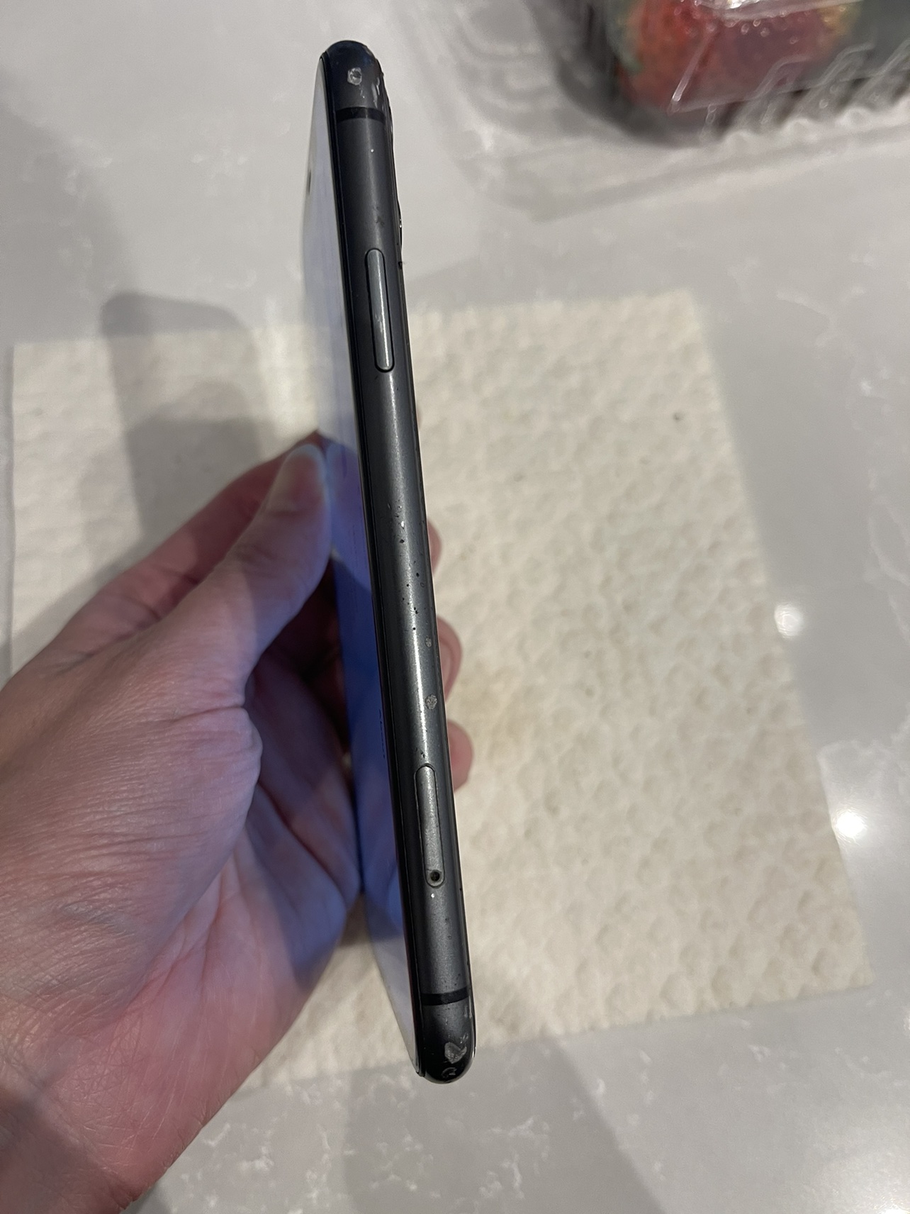 iPhone 11 🔋83% 64gb 8/10 condition - photo 5