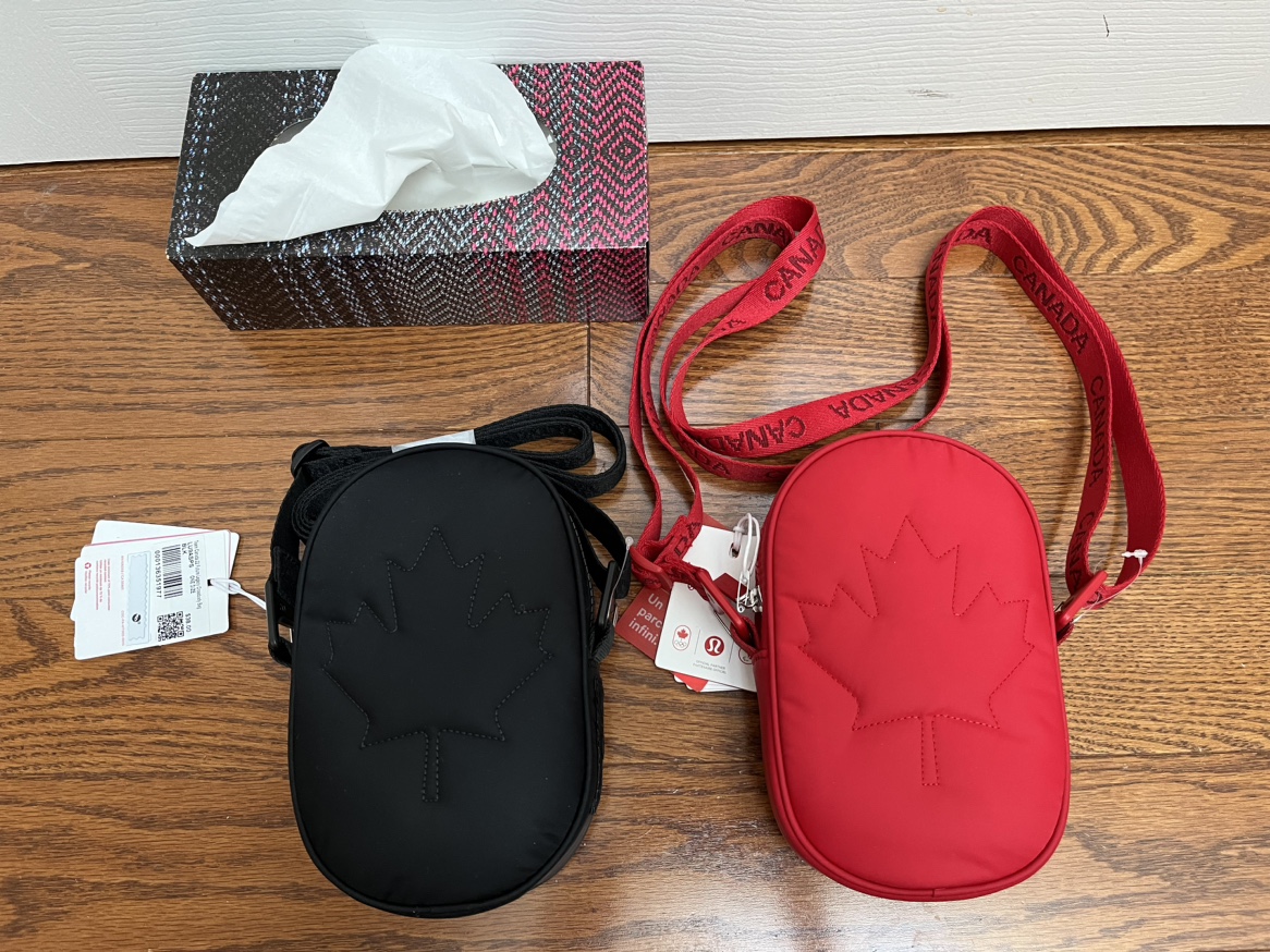 Brand new Lululemon Canadian Crossbody