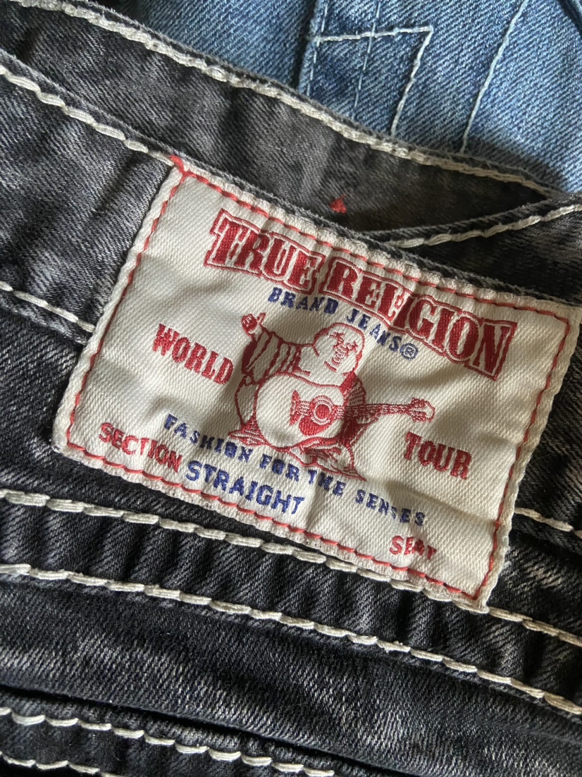 True Religion Jeans Big T Straight Fit image indicator(7)