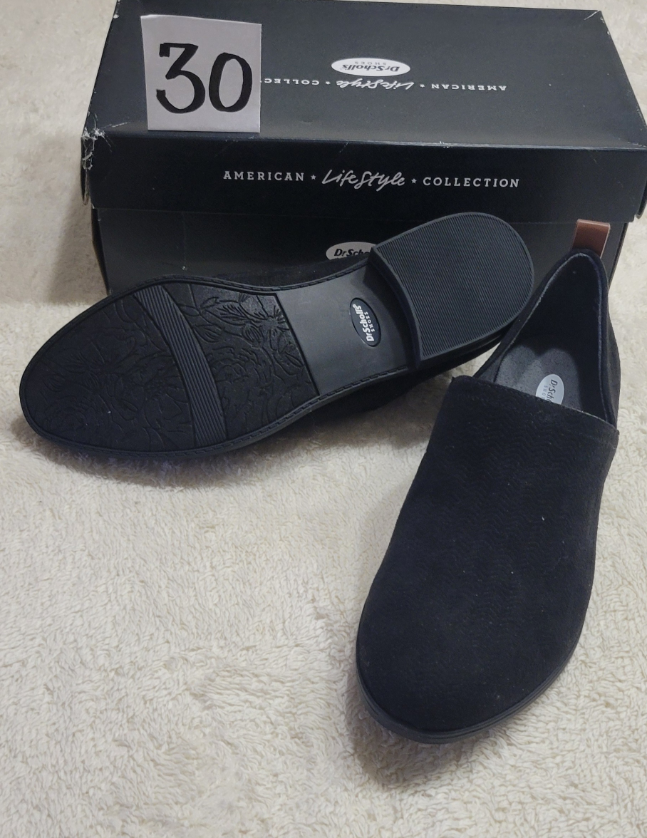 Naturalizer Women's Comfortable Shoes image indicator(3)