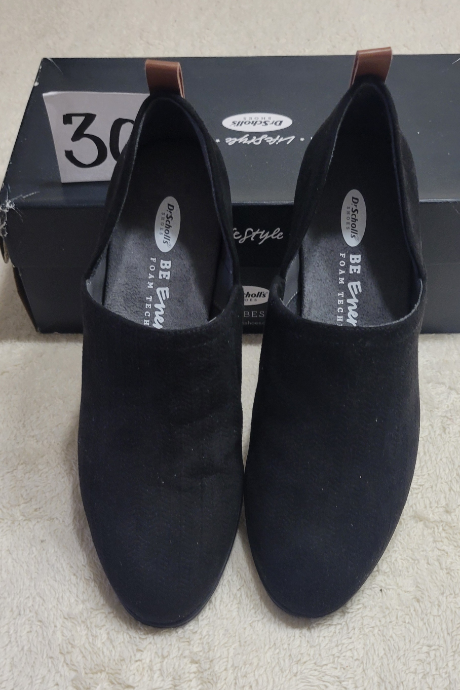 Naturalizer Women's Comfortable Shoes image indicator(8)