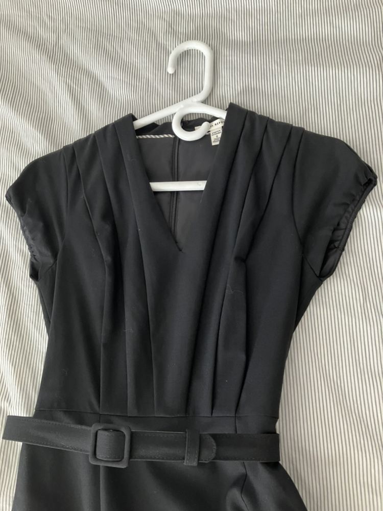 Sleeveless black dress - photo 2