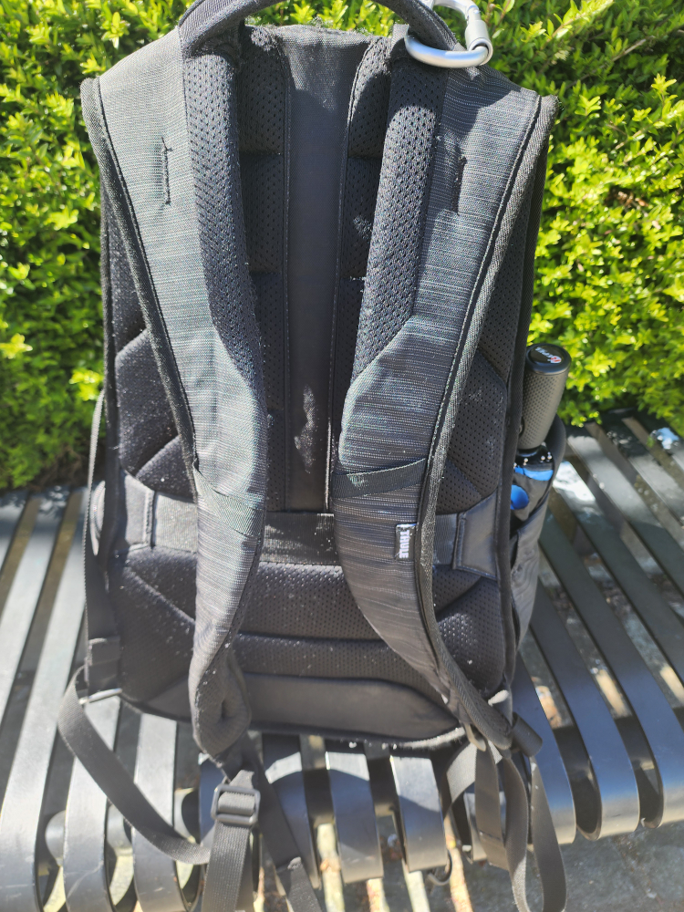 Thule Construct backpack image indicator(5)