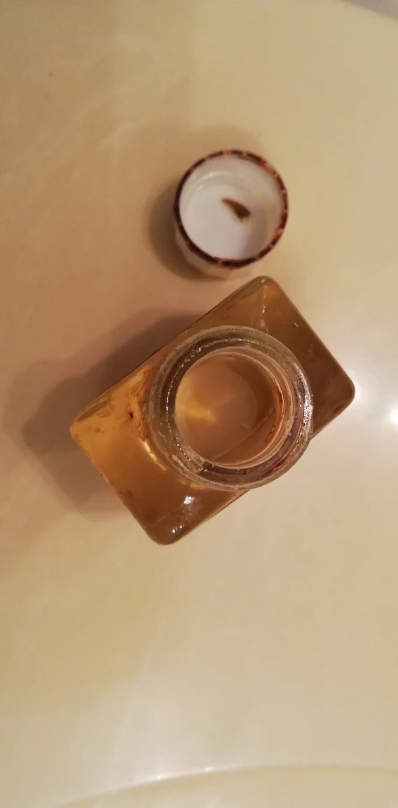 Winsor & Newton Refined Linseed Oil- Great for Artists! image indicator(3)