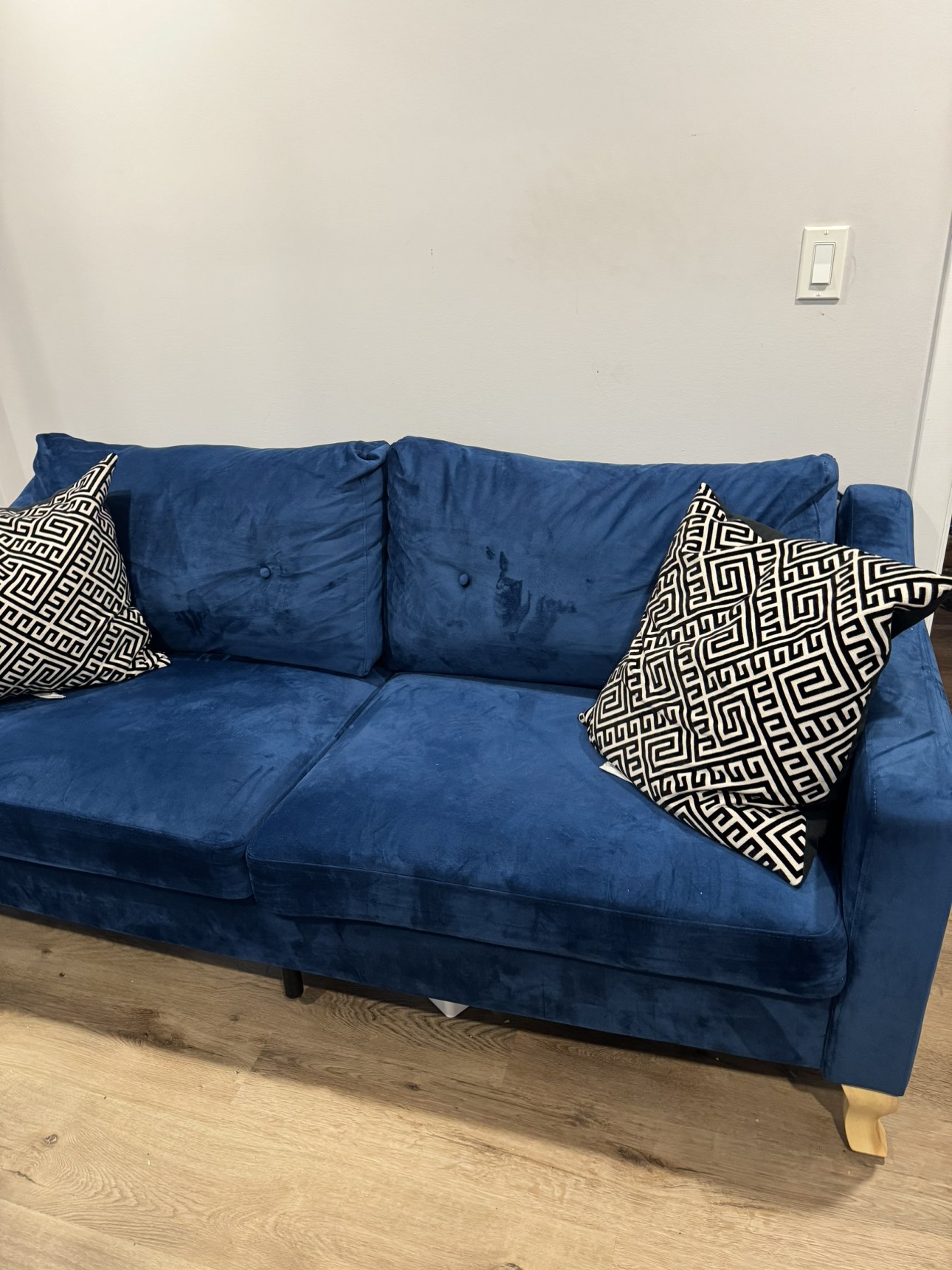 Beautiful blue velvet couch for sale! - photo 2