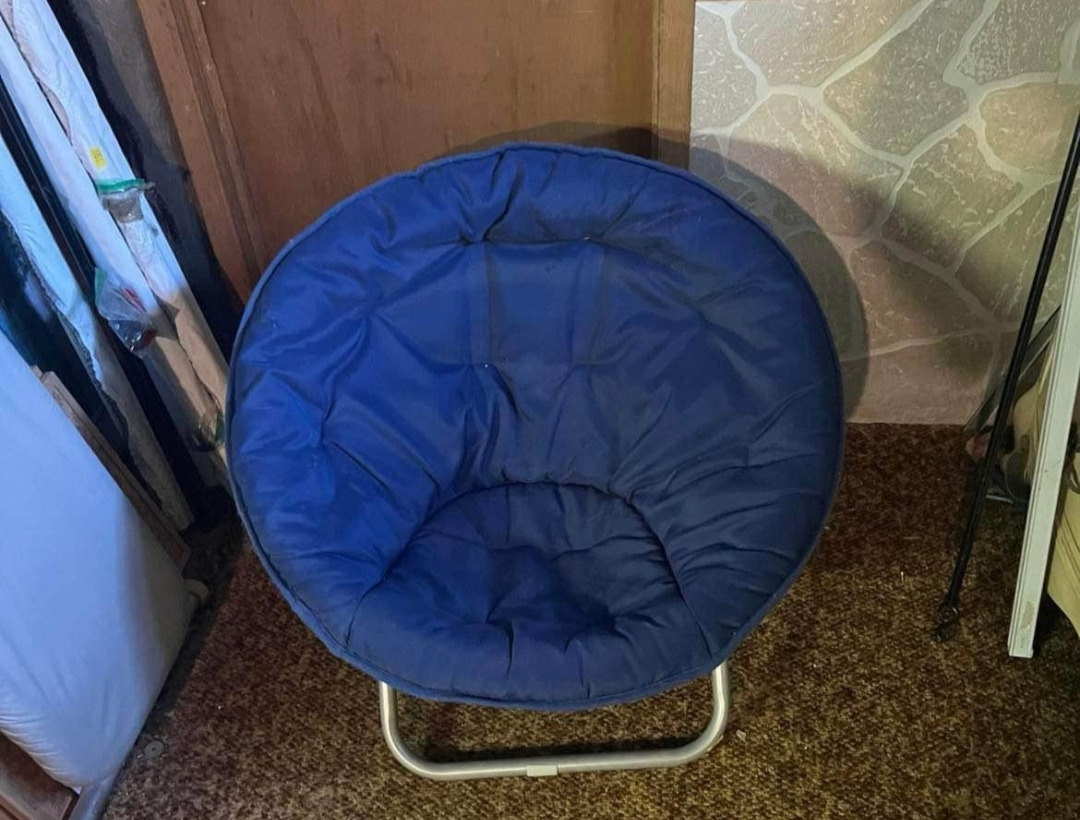 folding chair