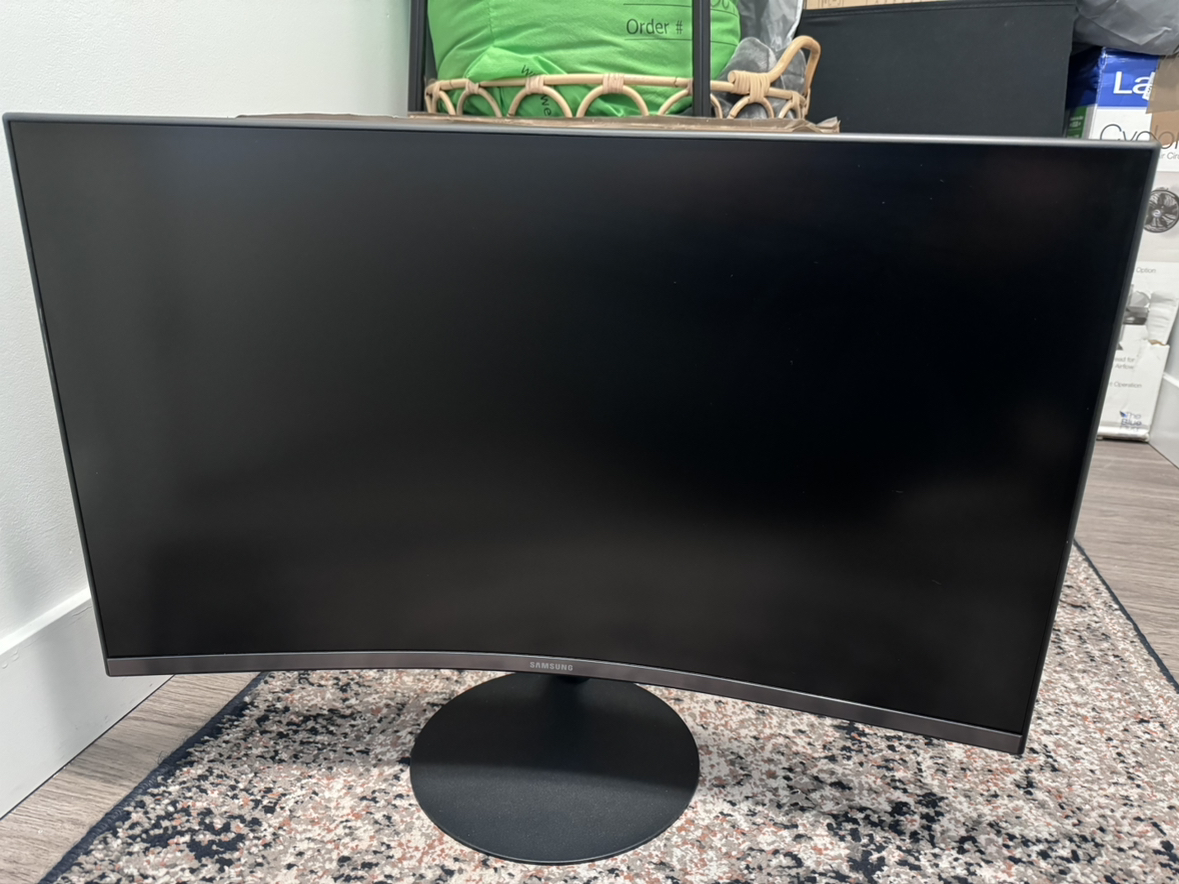 Samsung Curved Monitor (T55 27”)