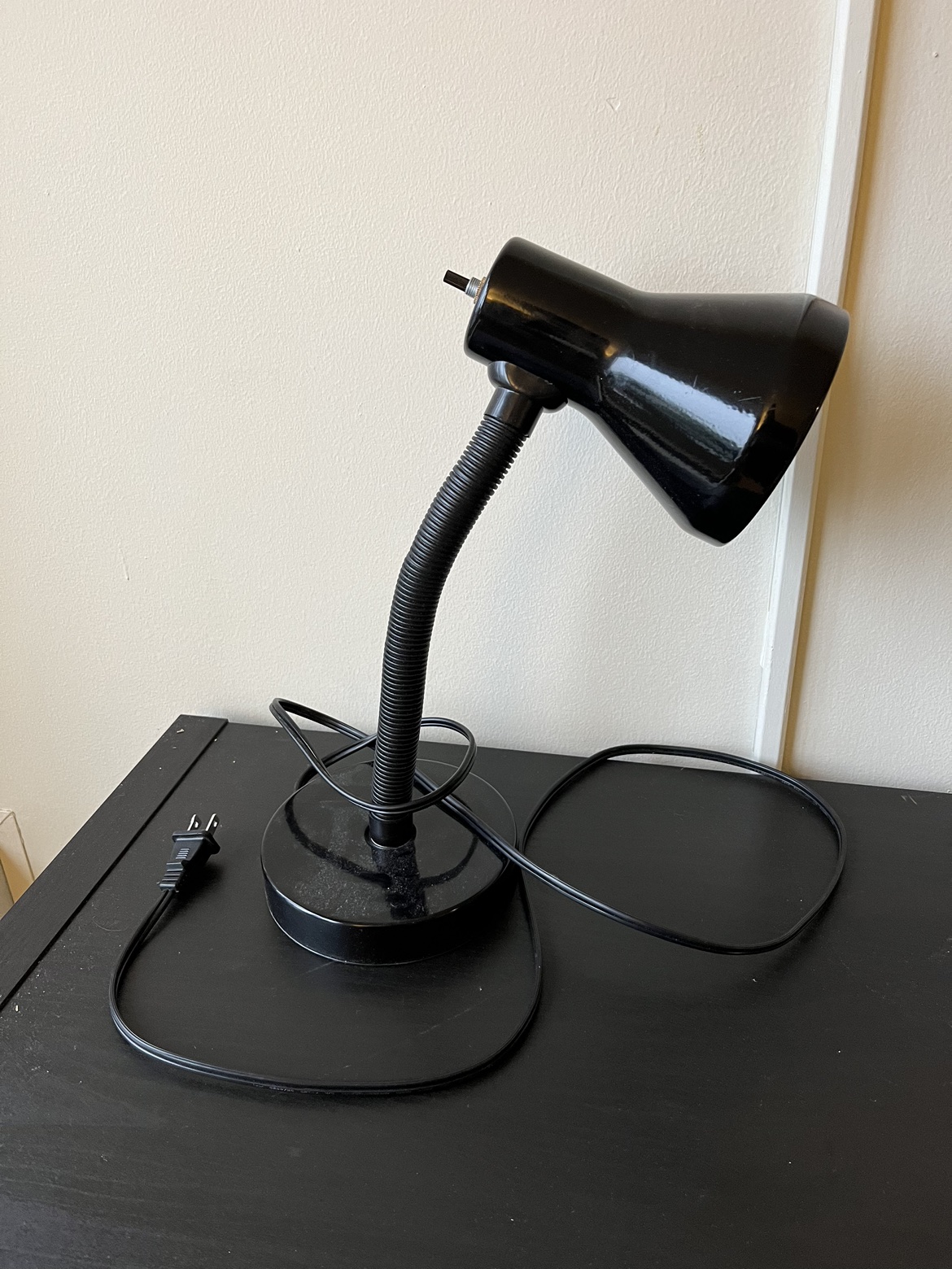 Black desk lamp - photo 2