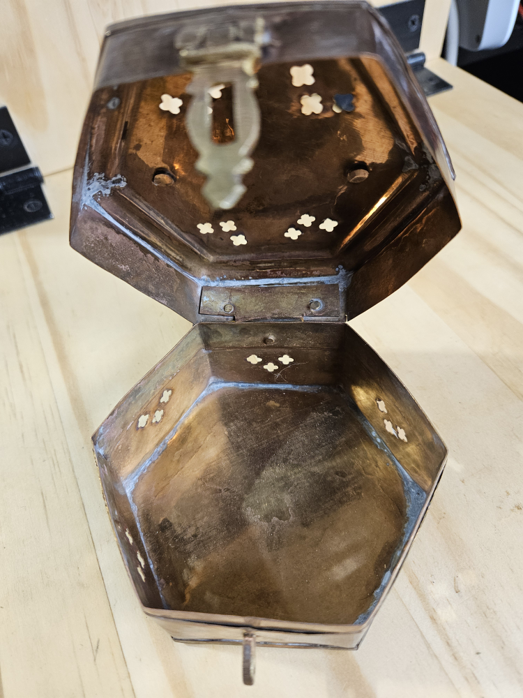 copper hexagon box with padlock slot - photo 3
