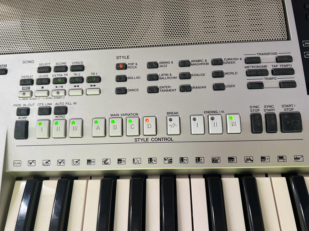YAMAHA PSR OR700 - Oriental Keyboard with adjustable stand - photo 3