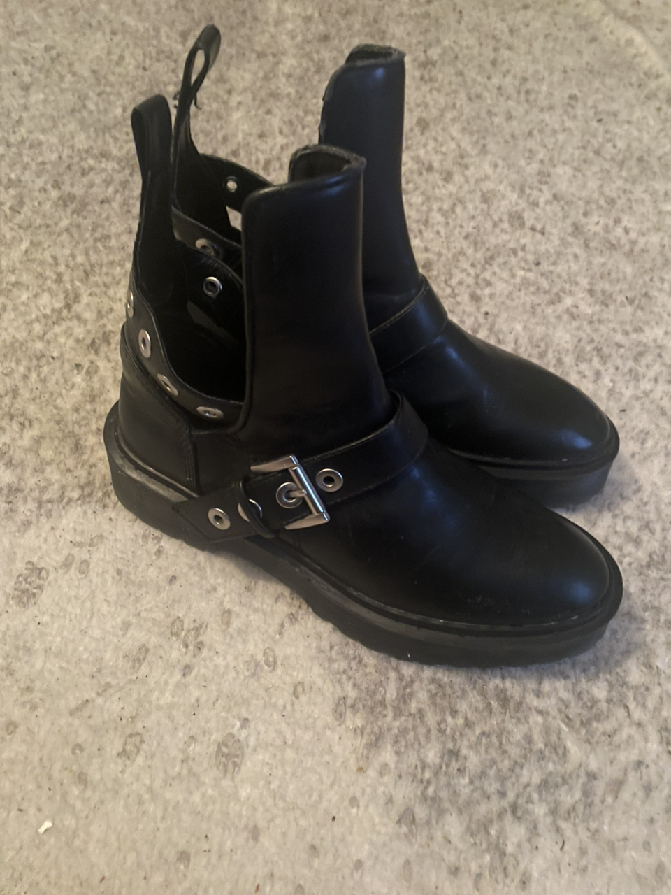 Trendy Booties image indicator(4)