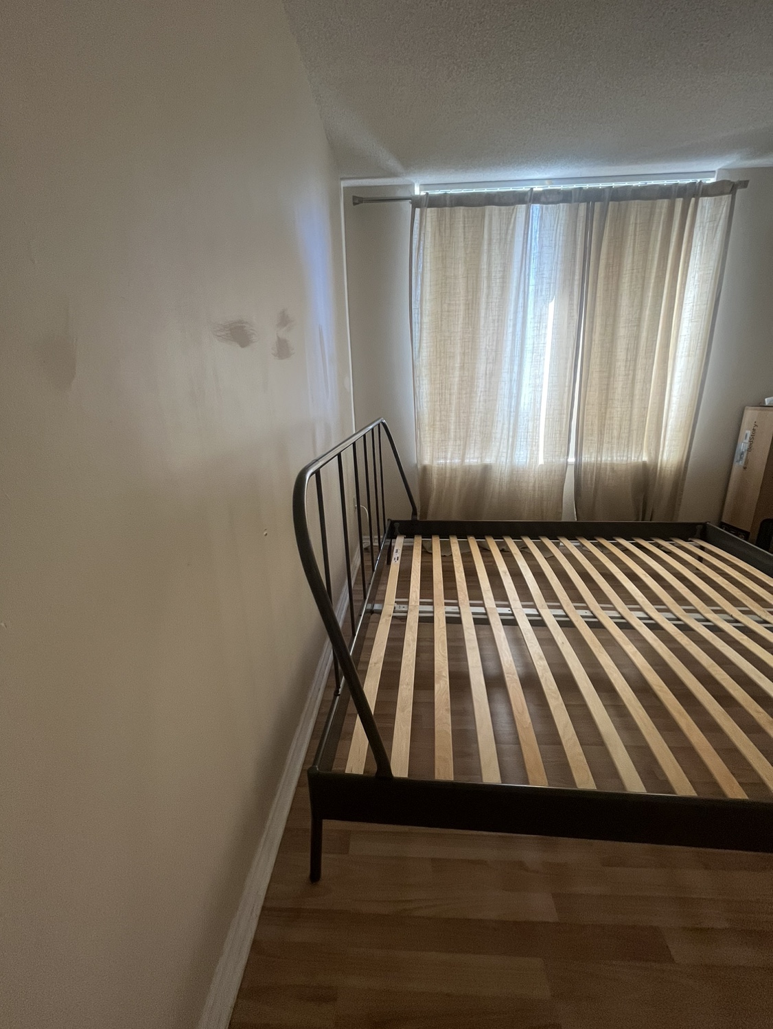 King Size Steel Bed - photo 3