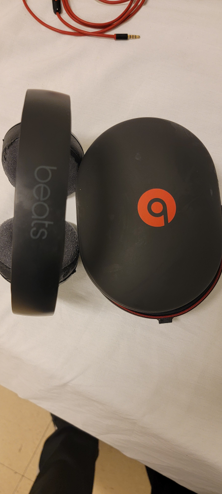 Beats studio by Dre 3