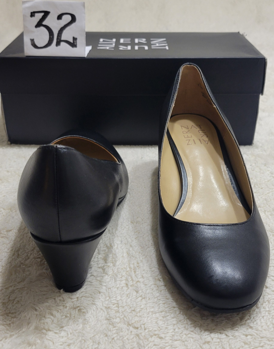 Naturalizer Women's Comfortable Shoes image indicator(5)