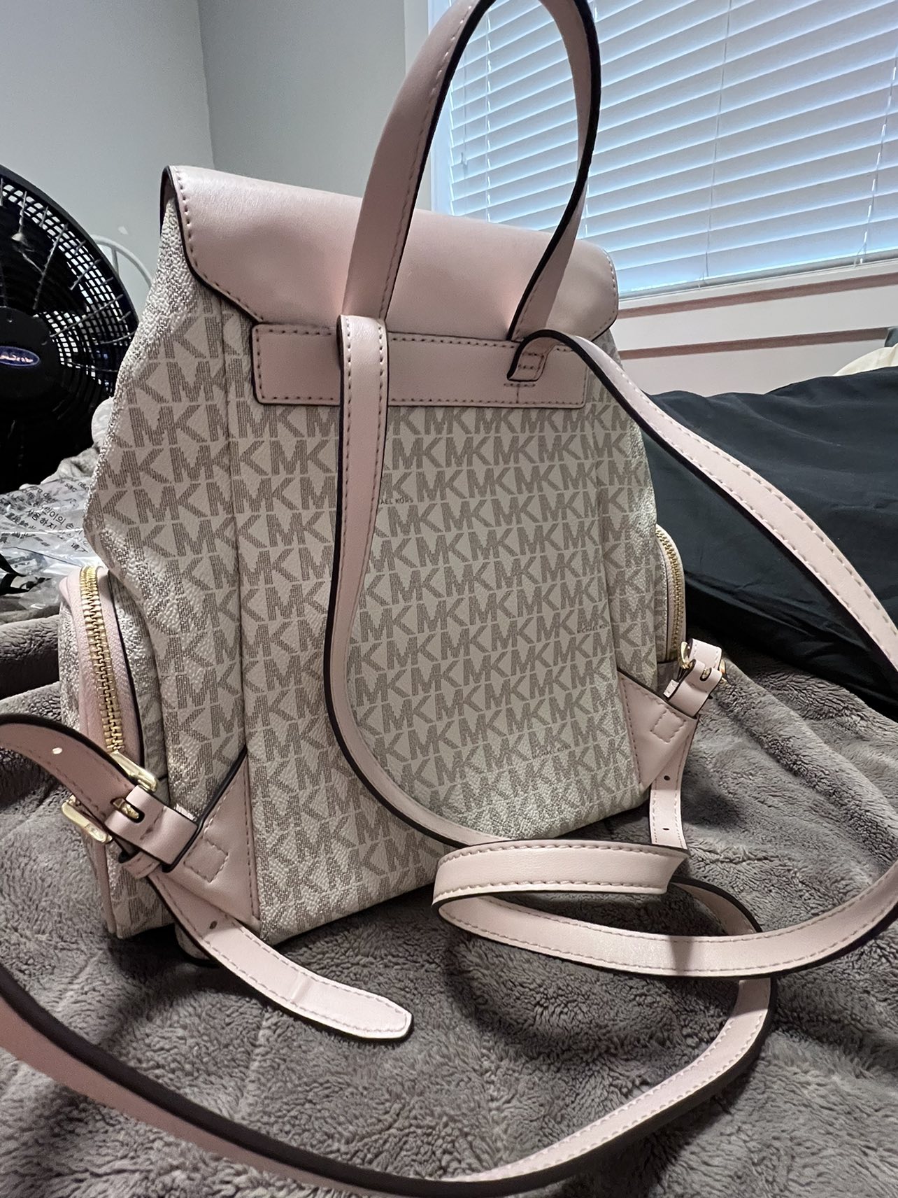 Women fashion image indicator(3)