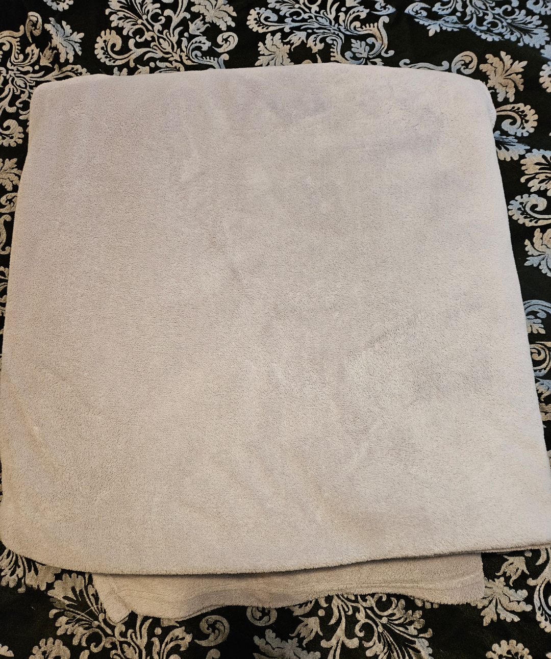 FREE Fleece Blanket Queen Size