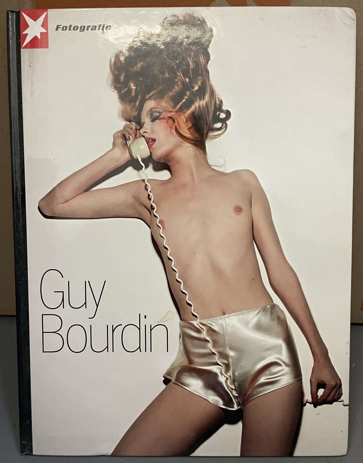 2010 Guy Bourdin Stern Fotografie N 61