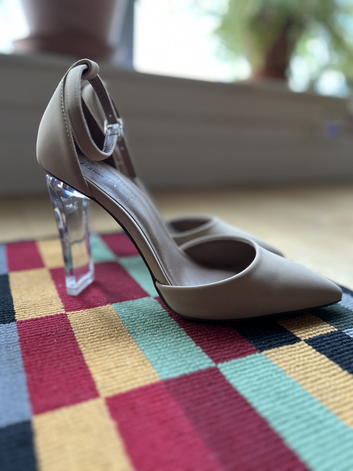 Cute nude heels - photo 2