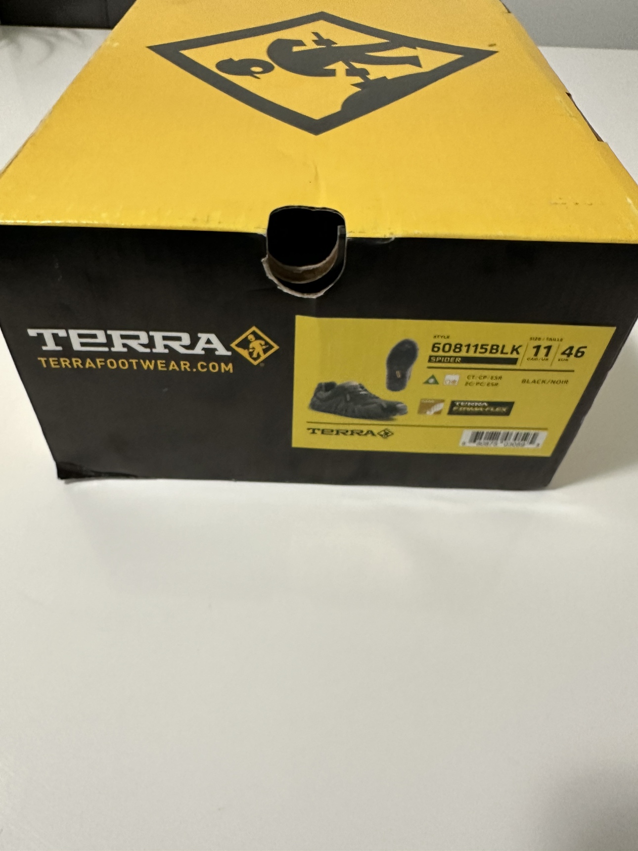 Terra safety boot size 11 CAD/Us 46 EUR