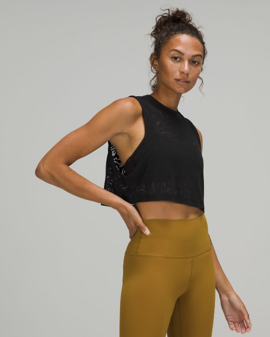 Lululemon crop top thumbnail