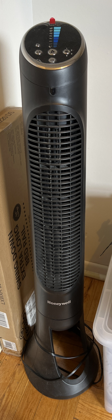 HoneyWell Fan - moving sale must go