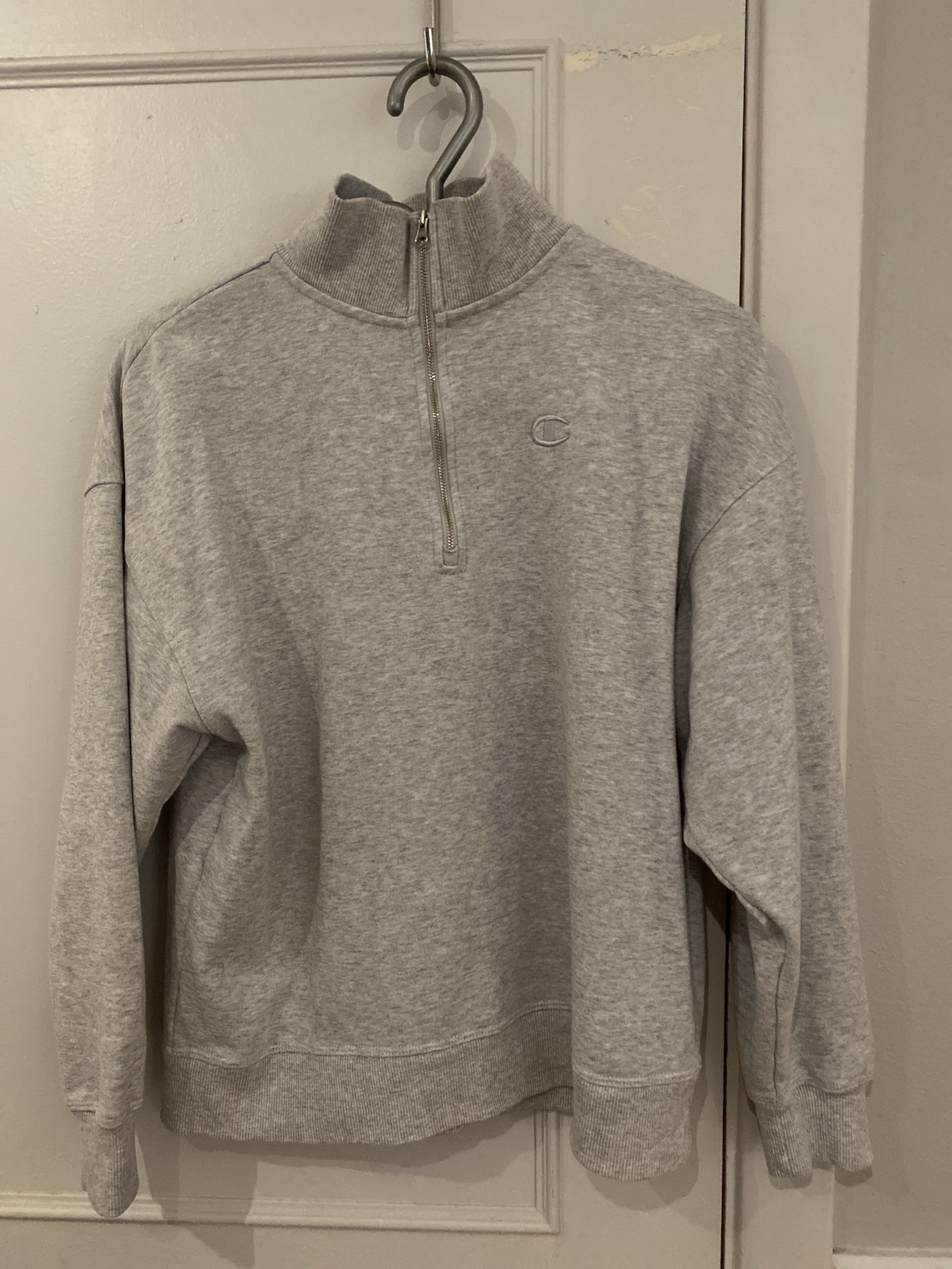 Champion sweater thumbnail