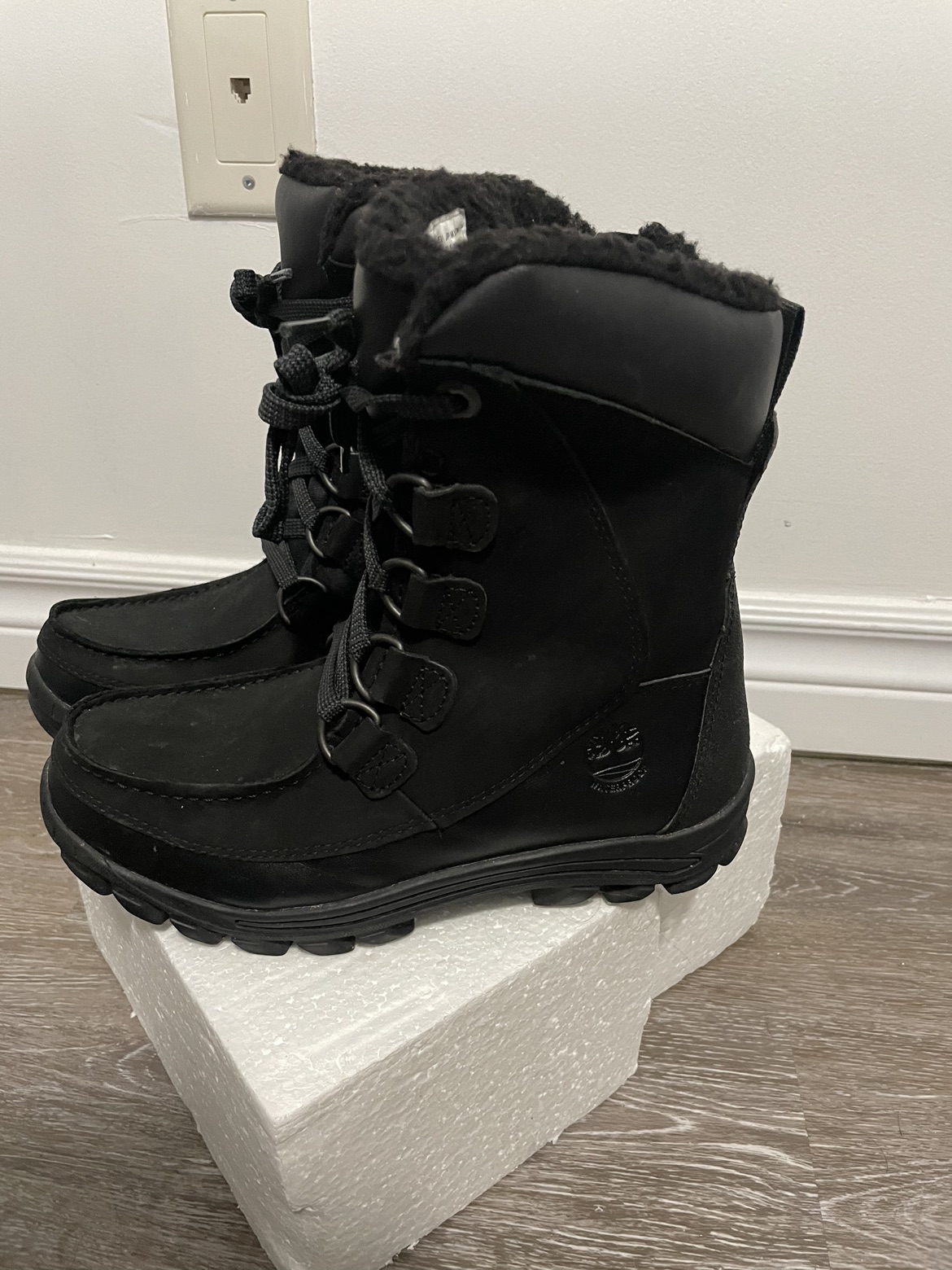 Timberland boots / youth image indicator(2)