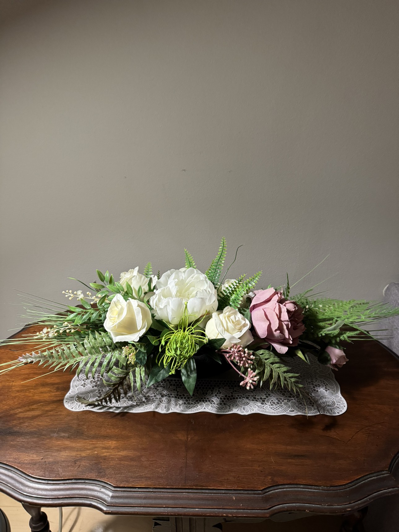 Flower decor (High quality Faux) with unique vase thumbnail