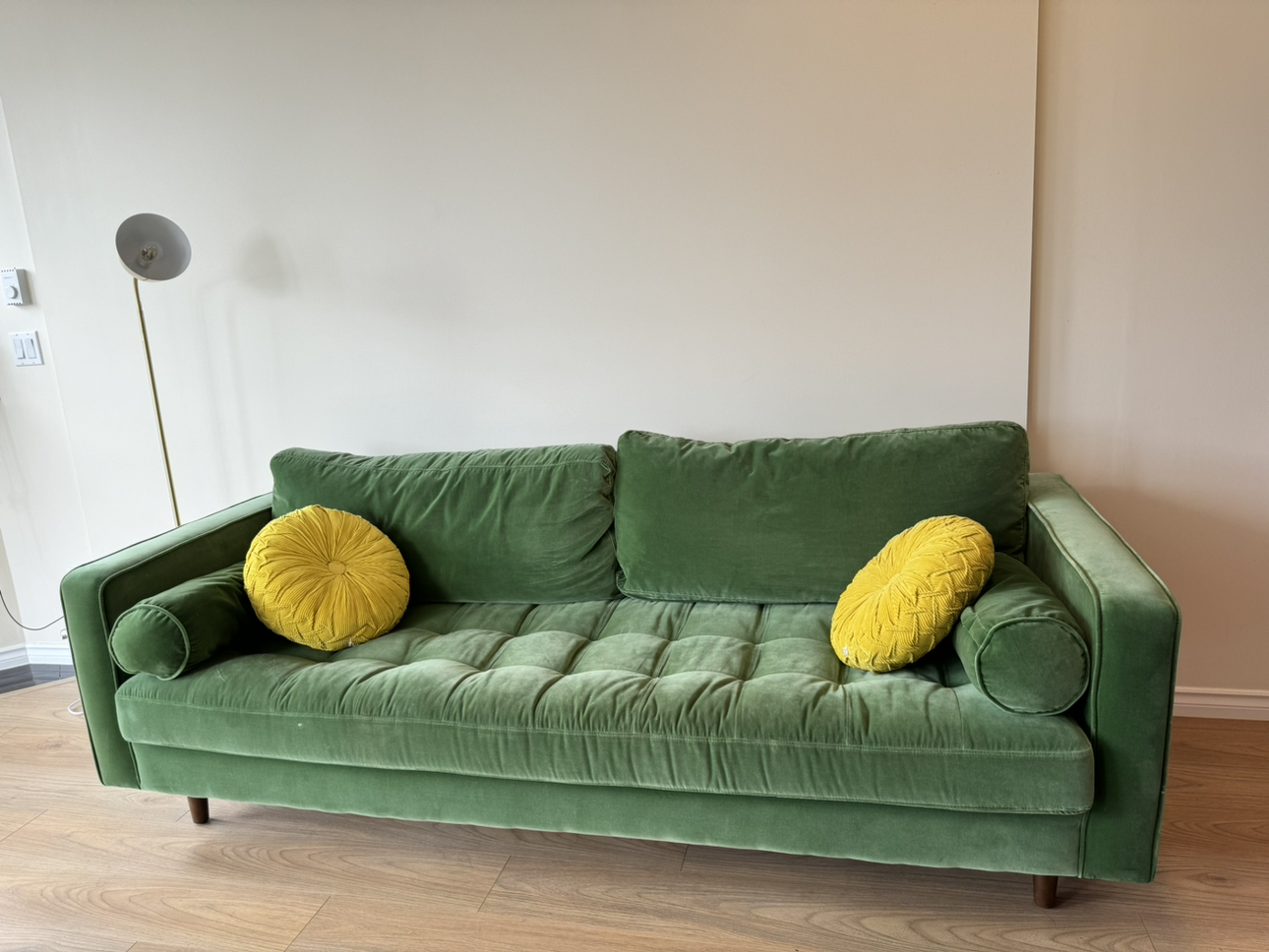 Article Green Velvet Sofa - photo 4