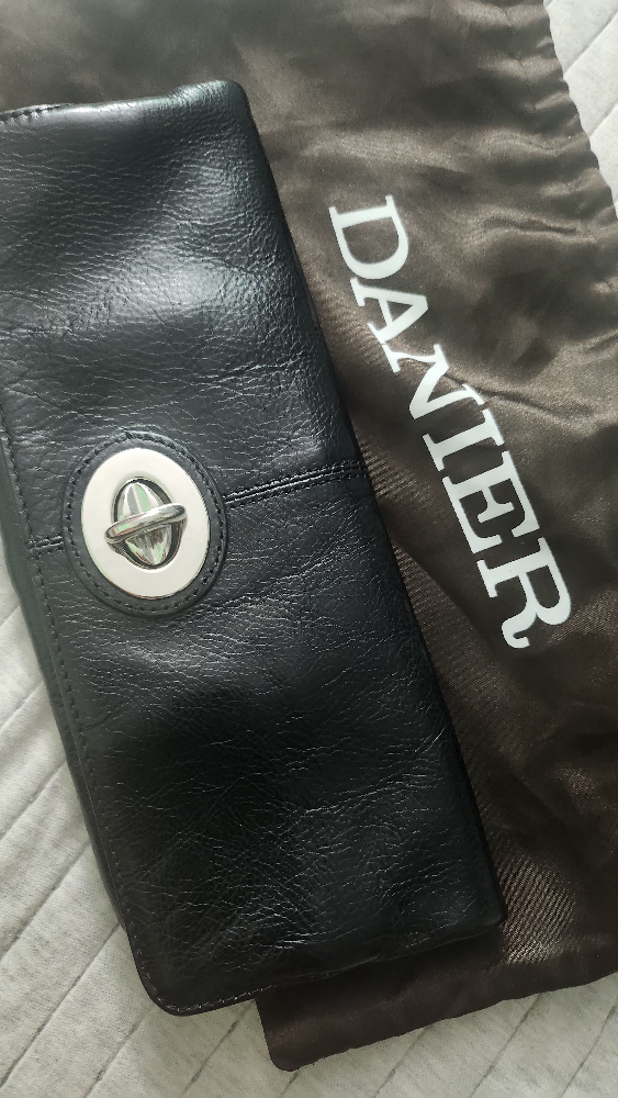 Danier leather  bag - photo 4
