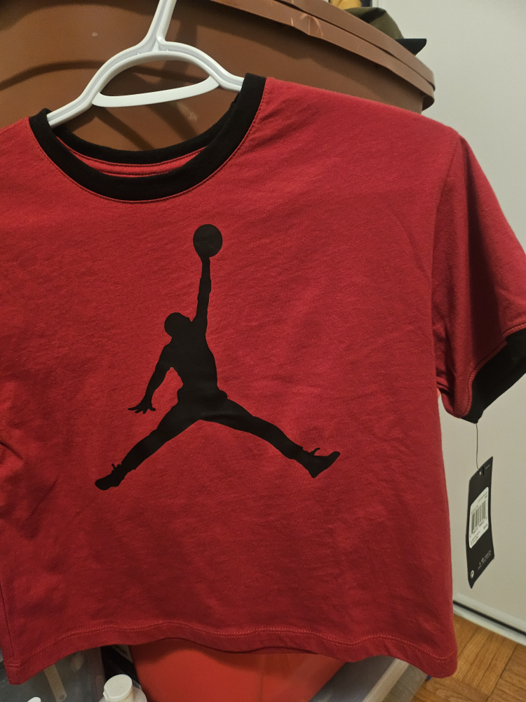 Jordan Cropped top image indicator(3)