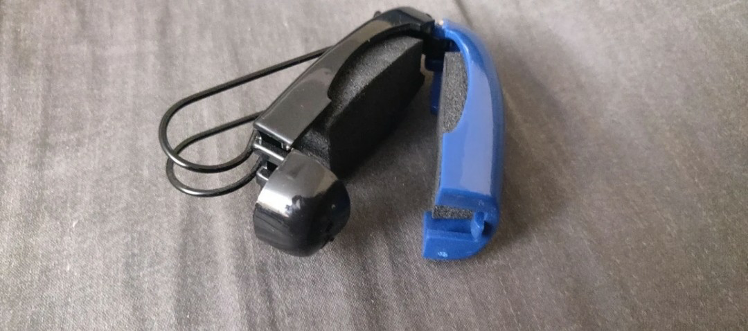 sunglass holder for car - photo 2