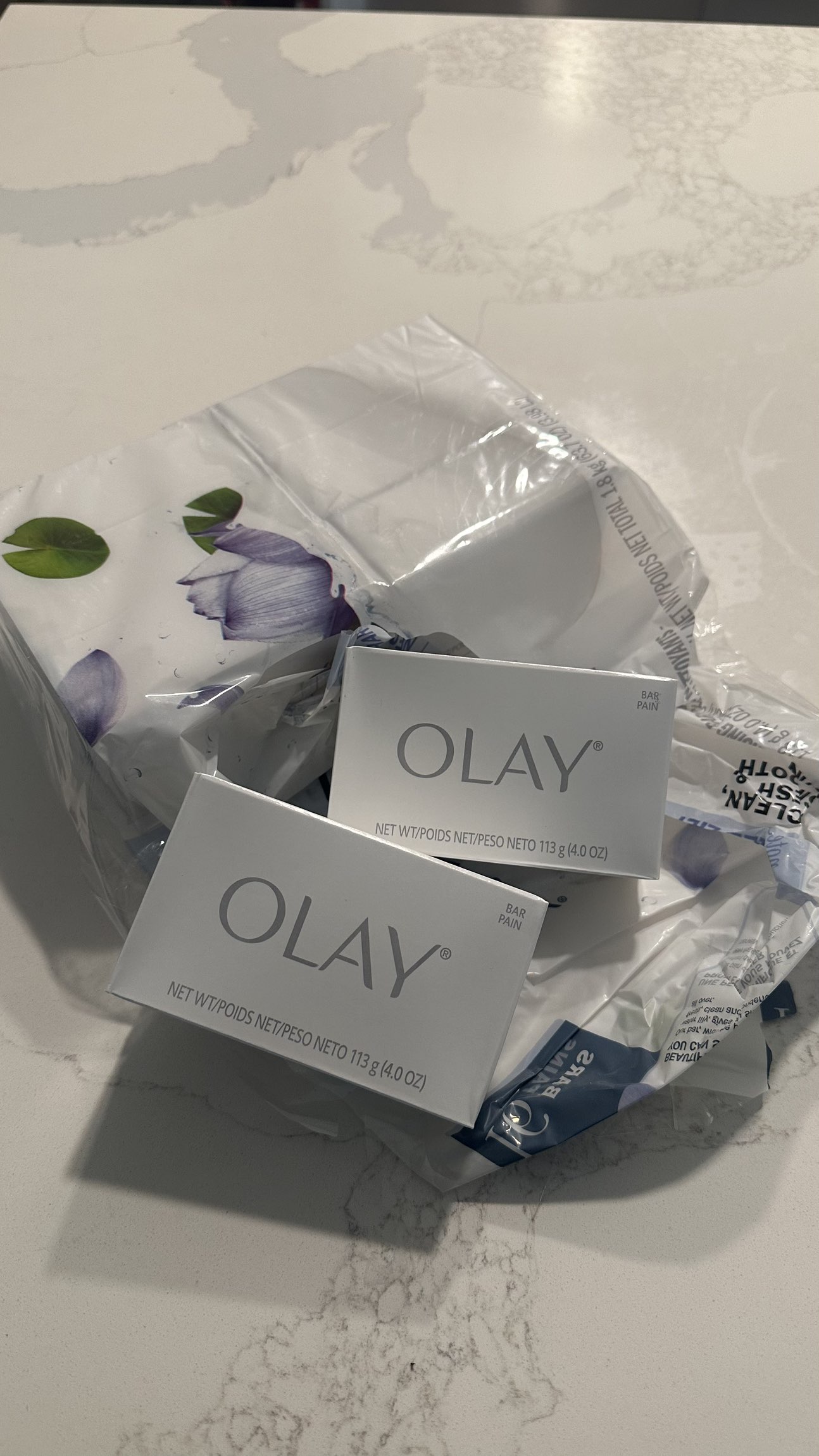 ‼️ EVERYTHING MUST GO ‼️ 8 pcs Bar Soaps with FREE Shampoo, $10