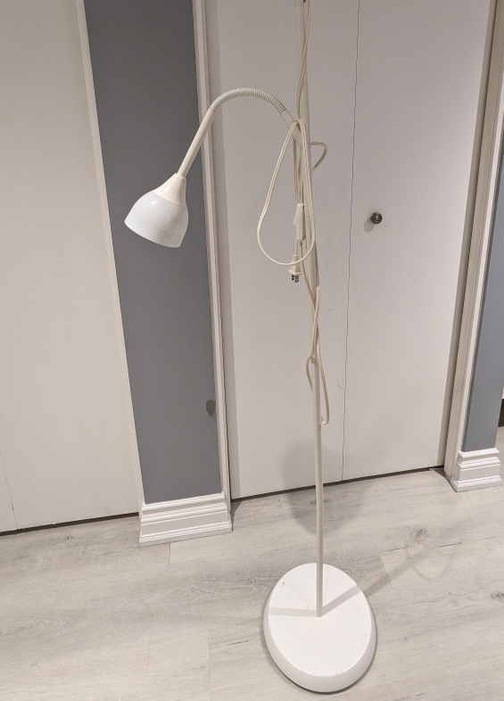 Floor Lamp image indicator(2)