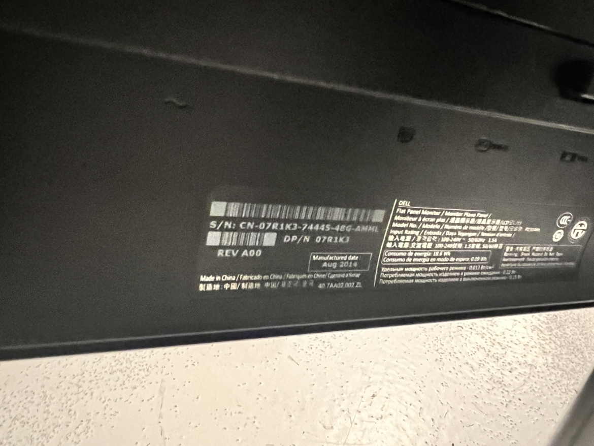 Dell 23 inch Monitor - photo 3