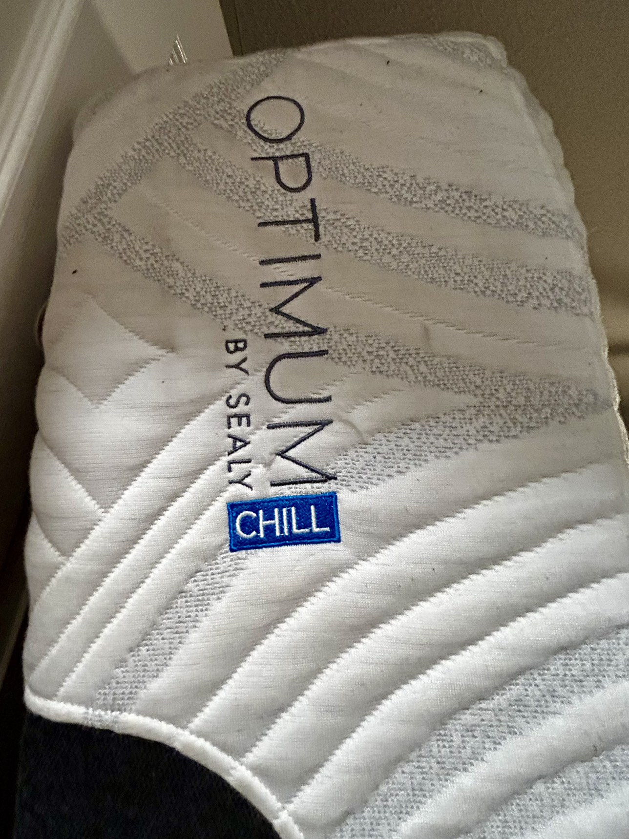 King mattress - LIKE NEW- Sealy Posturepedic Optimum technology - photo 5
