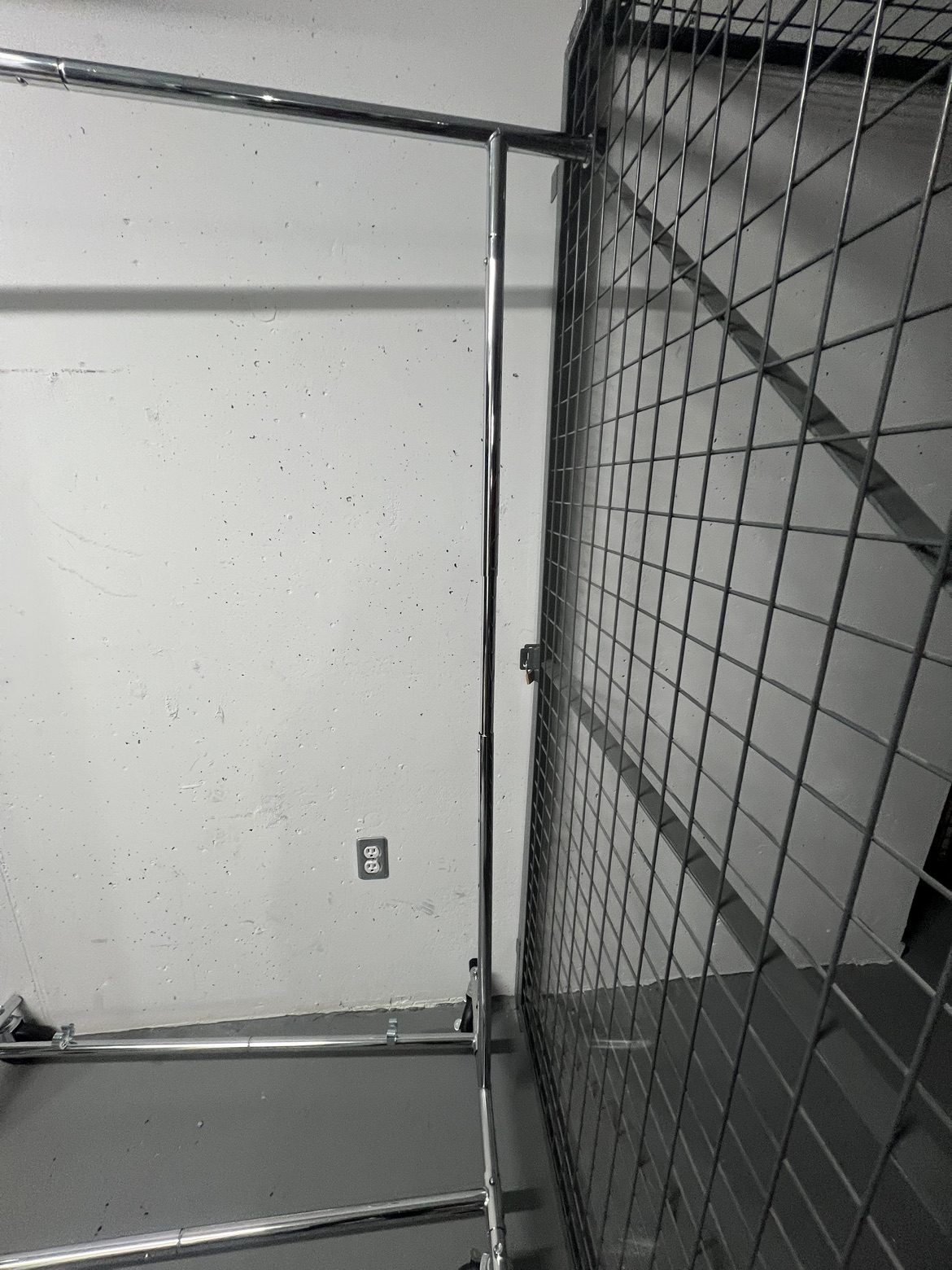 Commercial Rolling Clothes Rack - photo 4