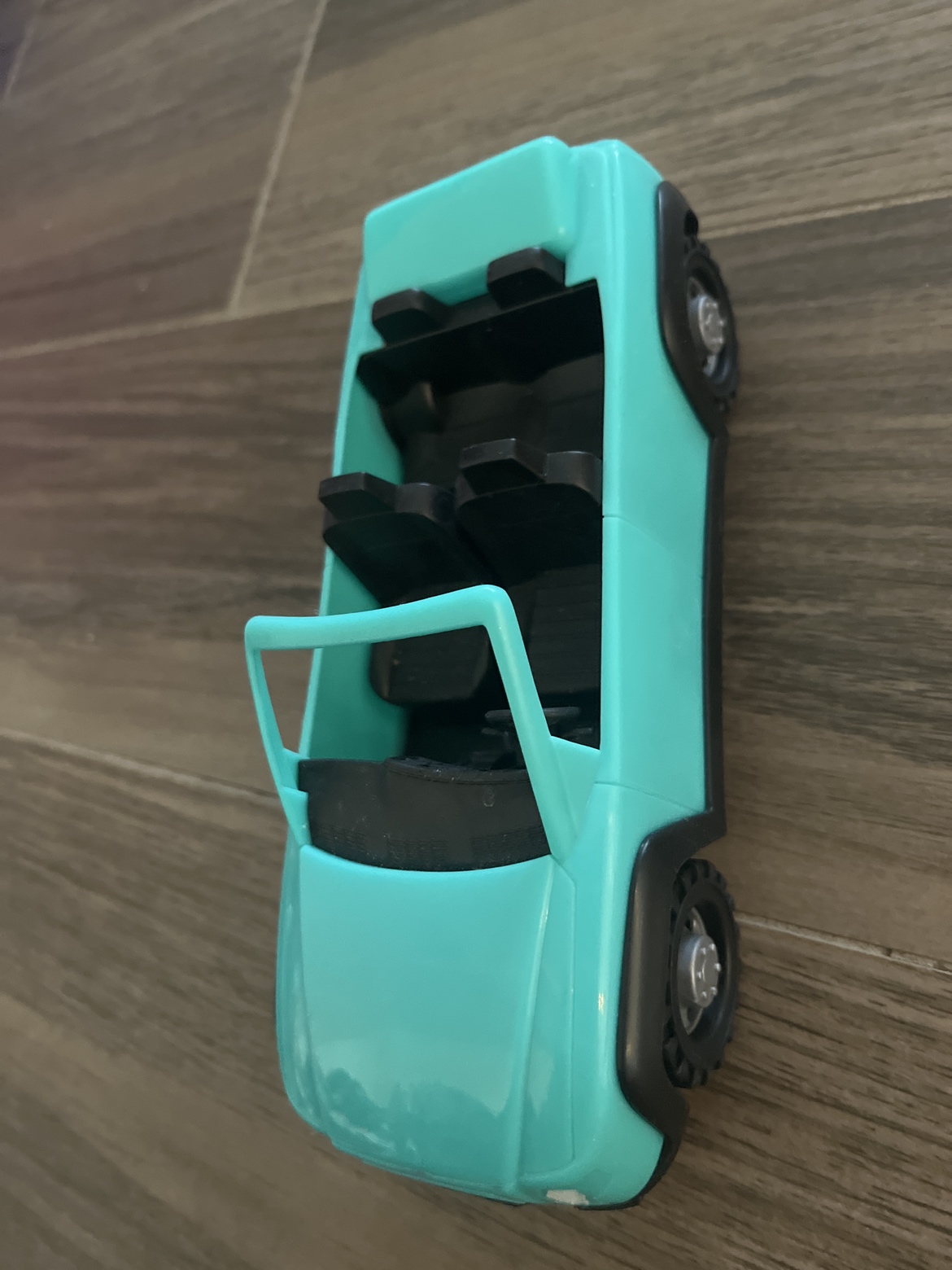 🥕 small Car for kids (remote for size reference)