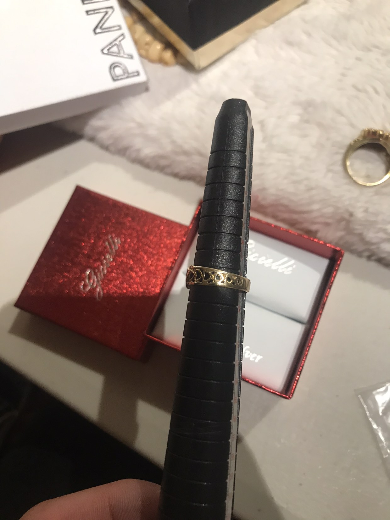 18k gold ring size 5 image indicator(4)